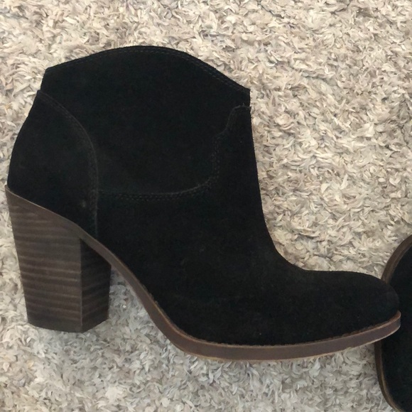 Lucky Brand Shoes - Lucky brand Black booties
